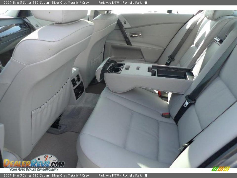 2007 BMW 5 Series 530i Sedan Silver Grey Metallic / Grey Photo #34