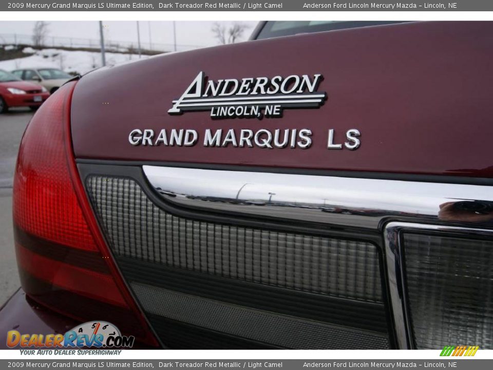 2009 Mercury Grand Marquis LS Ultimate Edition Dark Toreador Red Metallic / Light Camel Photo #10