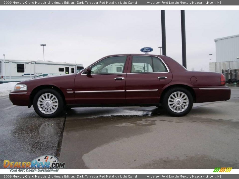 2009 Mercury Grand Marquis LS Ultimate Edition Dark Toreador Red Metallic / Light Camel Photo #11