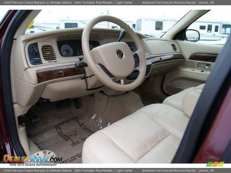 2009 Mercury Grand Marquis LS Ultimate Edition Dark Toreador Red Metallic / Light Camel Photo #14