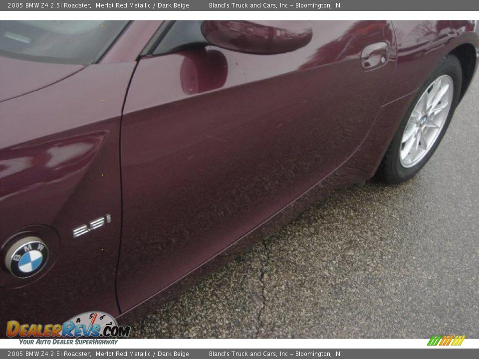 2005 BMW Z4 2.5i Roadster Merlot Red Metallic / Dark Beige Photo #9