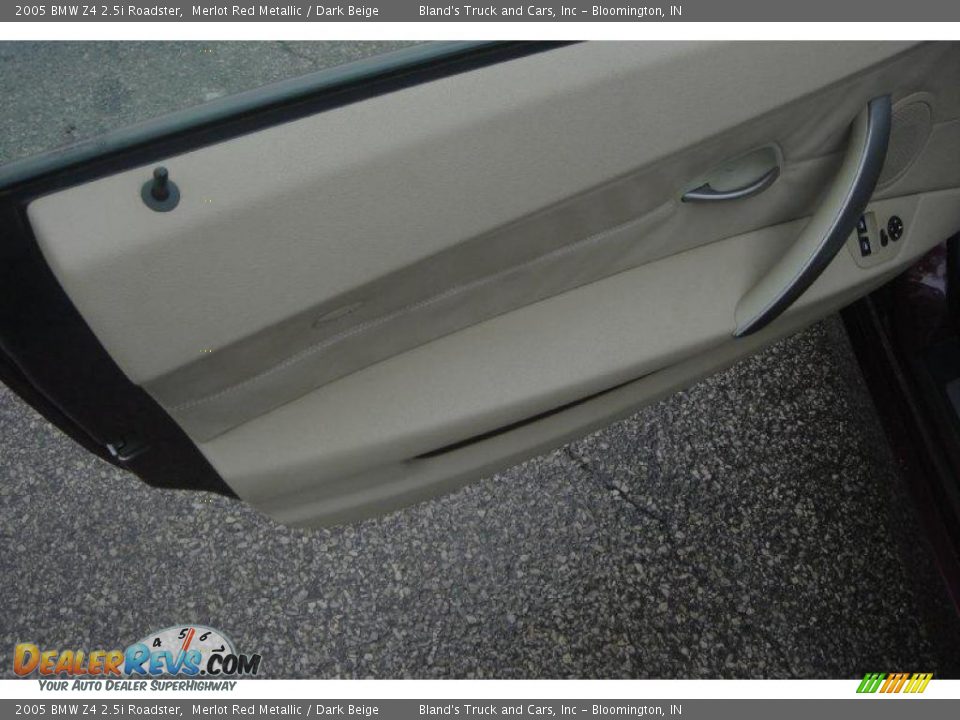 2005 BMW Z4 2.5i Roadster Merlot Red Metallic / Dark Beige Photo #17