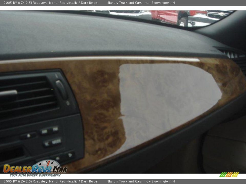 2005 BMW Z4 2.5i Roadster Merlot Red Metallic / Dark Beige Photo #23