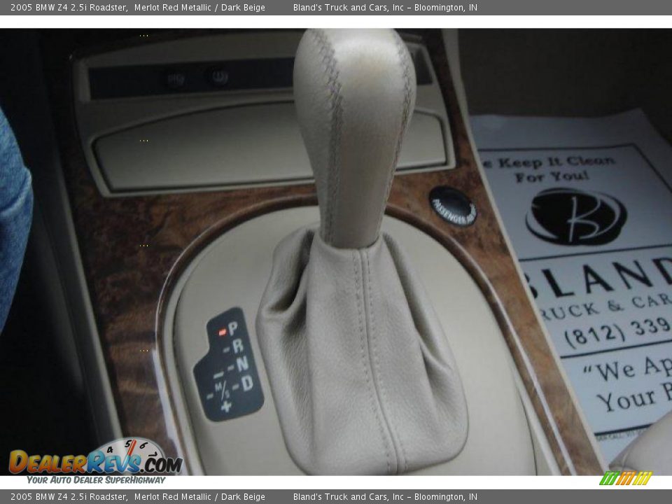 2005 BMW Z4 2.5i Roadster Merlot Red Metallic / Dark Beige Photo #25