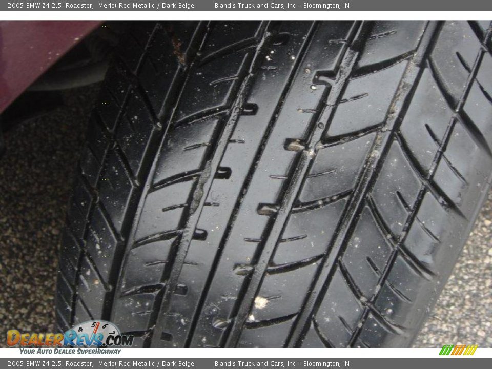 2005 BMW Z4 2.5i Roadster Merlot Red Metallic / Dark Beige Photo #31