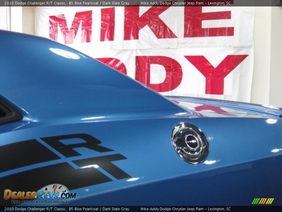 2010 Dodge Challenger R/T Classic B5 Blue Pearlcoat / Dark Slate Gray Photo #11