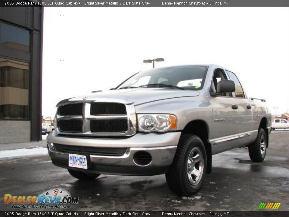 2005 Dodge Ram 1500 SLT Quad Cab 4x4 Bright Silver Metallic / Dark Slate Gray Photo #2