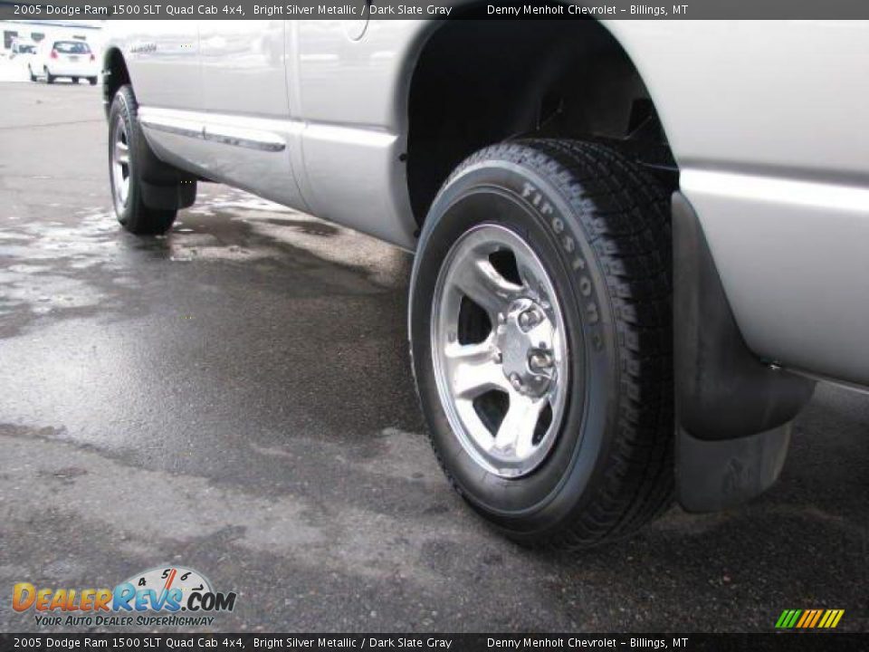 2005 Dodge Ram 1500 SLT Quad Cab 4x4 Bright Silver Metallic / Dark Slate Gray Photo #9
