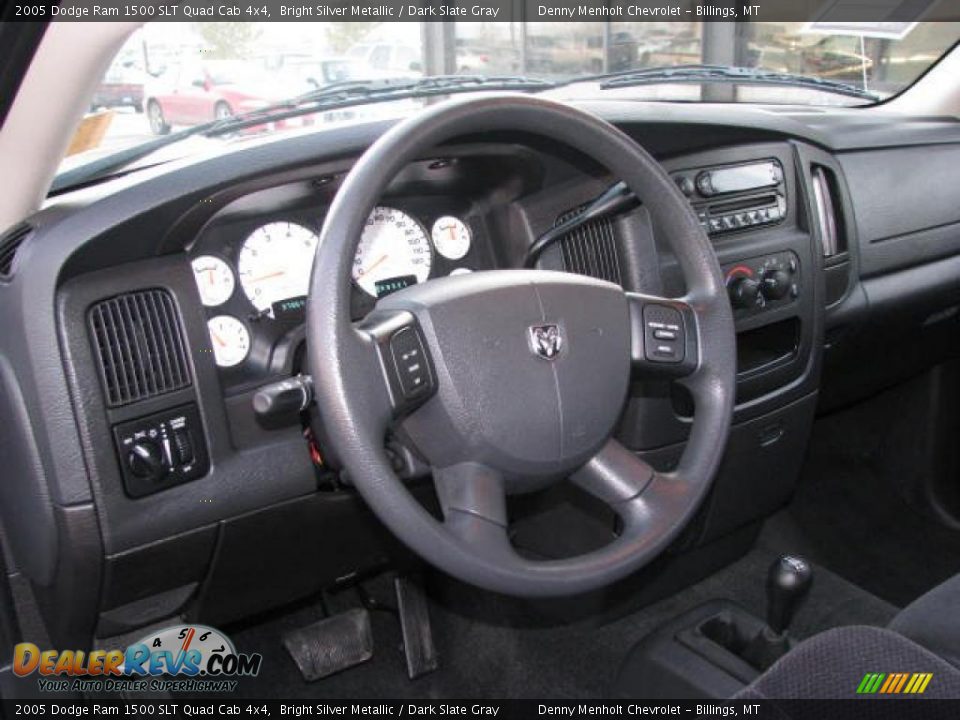 2005 Dodge Ram 1500 SLT Quad Cab 4x4 Bright Silver Metallic / Dark Slate Gray Photo #14