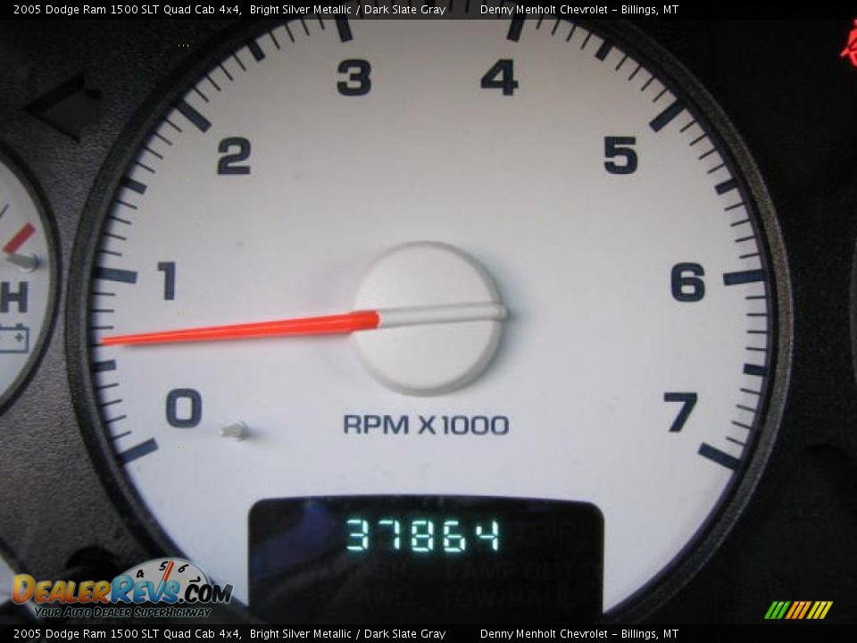 2005 Dodge Ram 1500 SLT Quad Cab 4x4 Bright Silver Metallic / Dark Slate Gray Photo #17