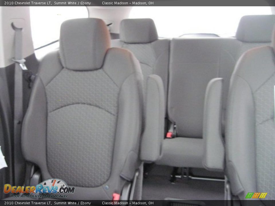 2010 Chevrolet Traverse LT Summit White / Ebony Photo #12