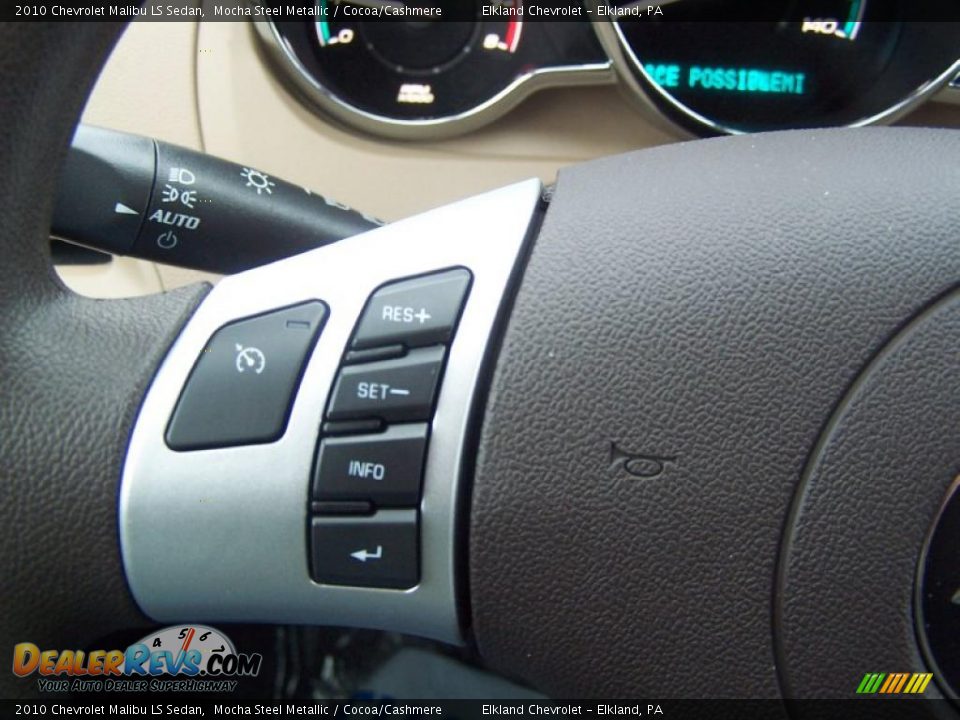 2010 Chevrolet Malibu LS Sedan Mocha Steel Metallic / Cocoa/Cashmere Photo #21