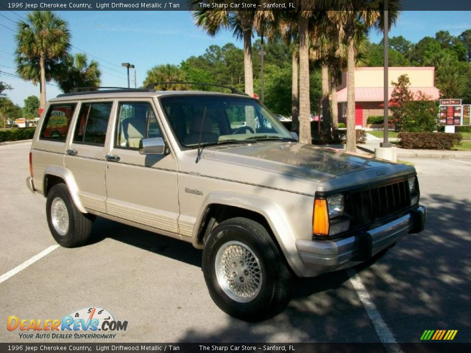 1996 Jeep Cherokee Country Light Driftwood Metallic / Tan Photo #3