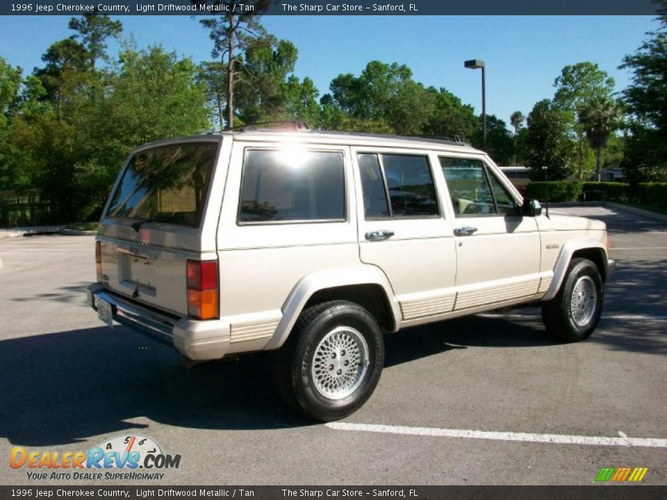 1996 Jeep Cherokee Country Light Driftwood Metallic / Tan Photo #5