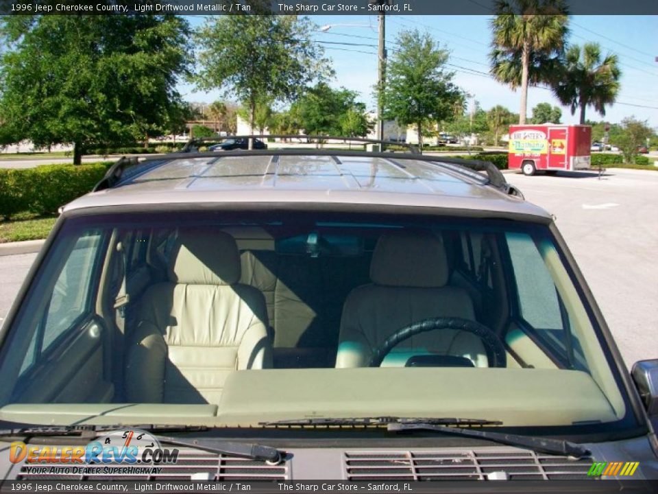 1996 Jeep Cherokee Country Light Driftwood Metallic / Tan Photo #10