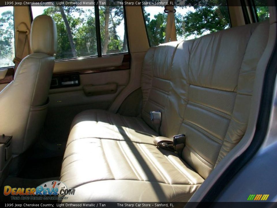 1996 Jeep Cherokee Country Light Driftwood Metallic / Tan Photo #32