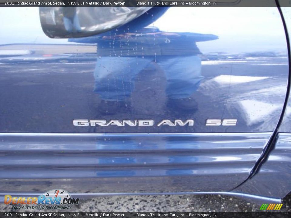 2001 Pontiac Grand Am SE Sedan Navy Blue Metallic / Dark Pewter Photo #5