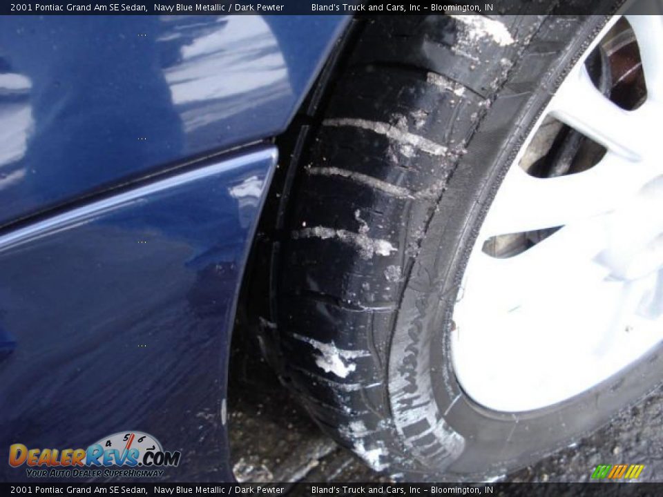 2001 Pontiac Grand Am SE Sedan Navy Blue Metallic / Dark Pewter Photo #8