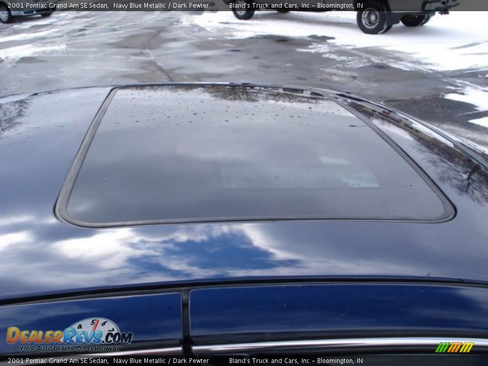 2001 Pontiac Grand Am SE Sedan Navy Blue Metallic / Dark Pewter Photo #20