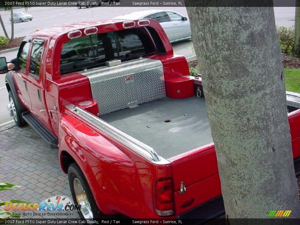 2007 Ford F550 Super Duty Lariat Crew Cab Dually Red / Tan Photo #8