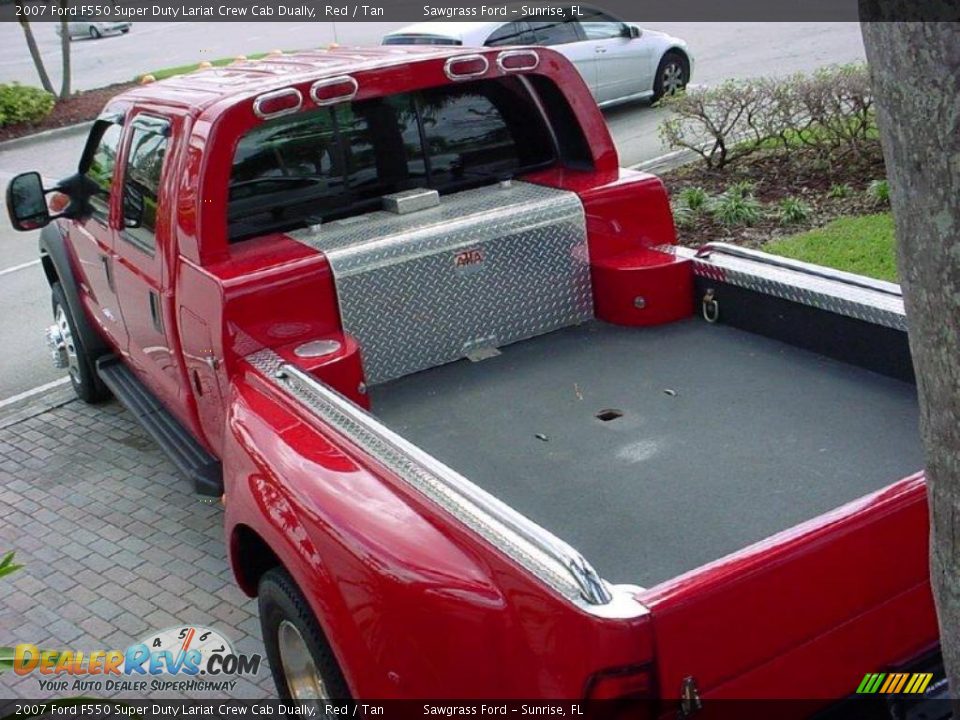 2007 Ford F550 Super Duty Lariat Crew Cab Dually Red / Tan Photo #9