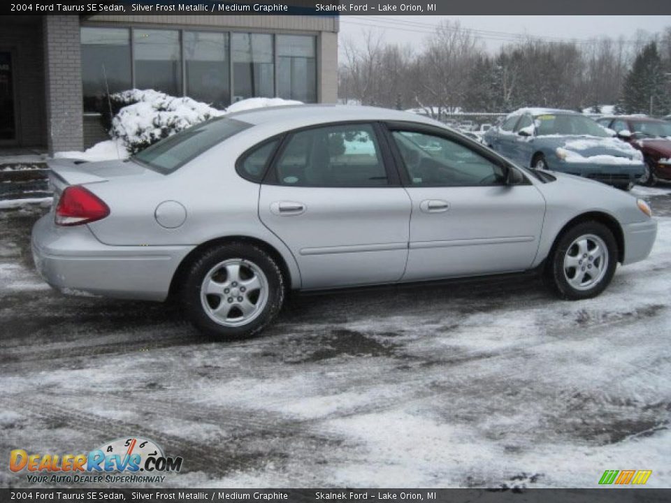 2004 Ford Taurus SE Sedan Silver Frost Metallic / Medium Graphite Photo #2