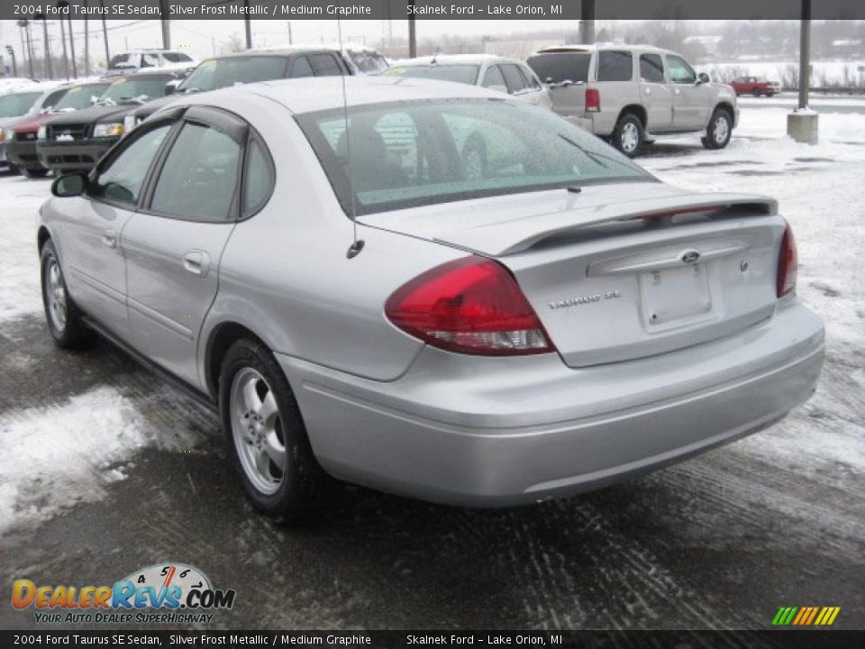 2004 Ford Taurus SE Sedan Silver Frost Metallic / Medium Graphite Photo #6