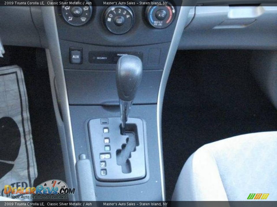 2009 Toyota Corolla LE Classic Silver Metallic / Ash Photo #15