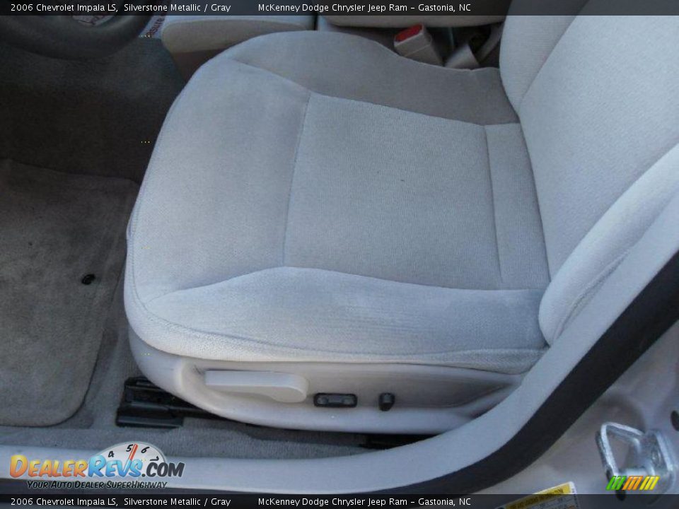 2006 Chevrolet Impala LS Silverstone Metallic / Gray Photo #8