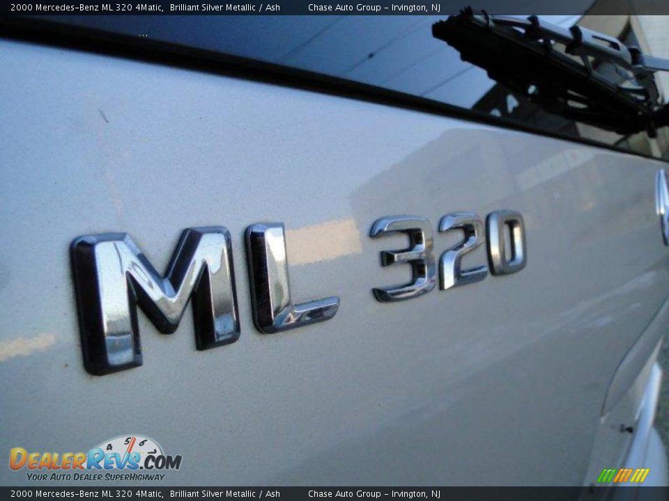 2000 Mercedes-Benz ML 320 4Matic Brilliant Silver Metallic / Ash Photo #10