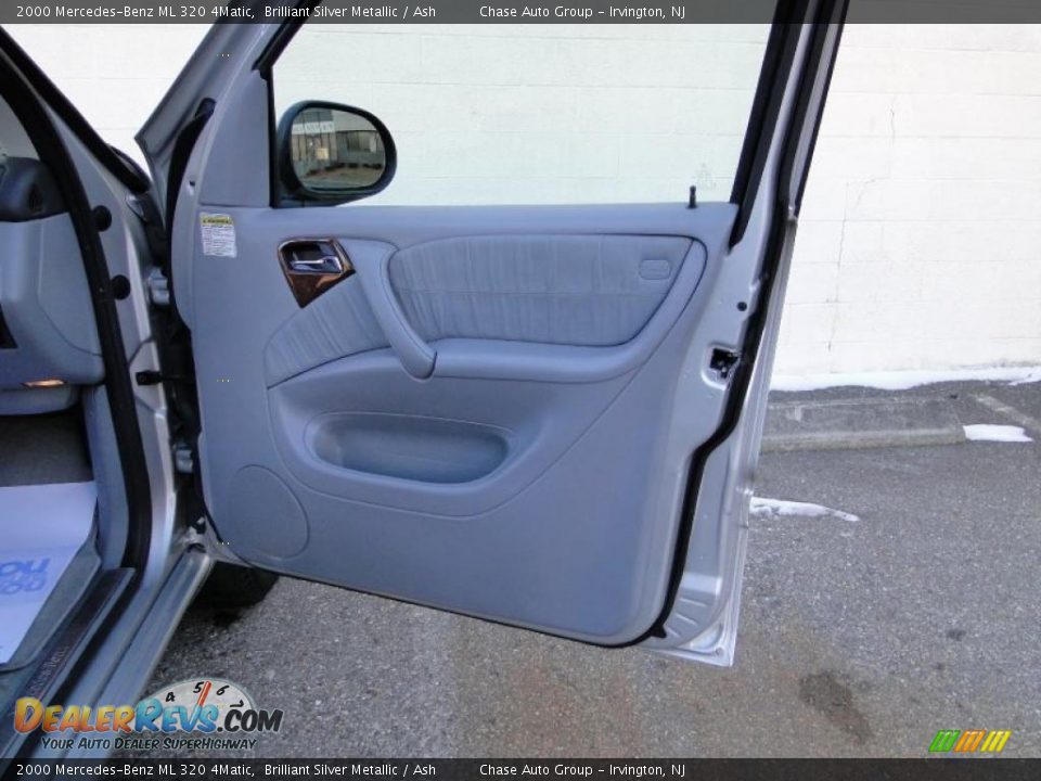 2000 Mercedes-Benz ML 320 4Matic Brilliant Silver Metallic / Ash Photo #15