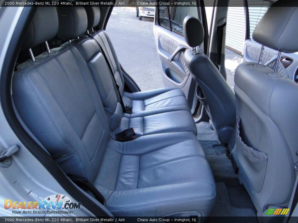 2000 Mercedes-Benz ML 320 4Matic Brilliant Silver Metallic / Ash Photo #17