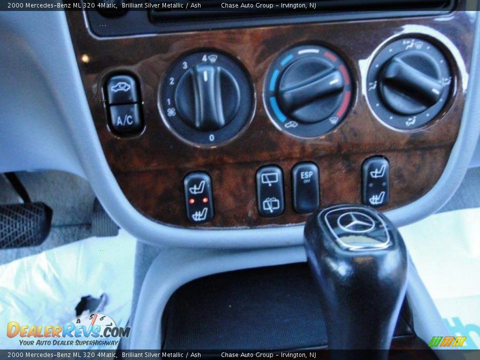2000 Mercedes-Benz ML 320 4Matic Brilliant Silver Metallic / Ash Photo #22