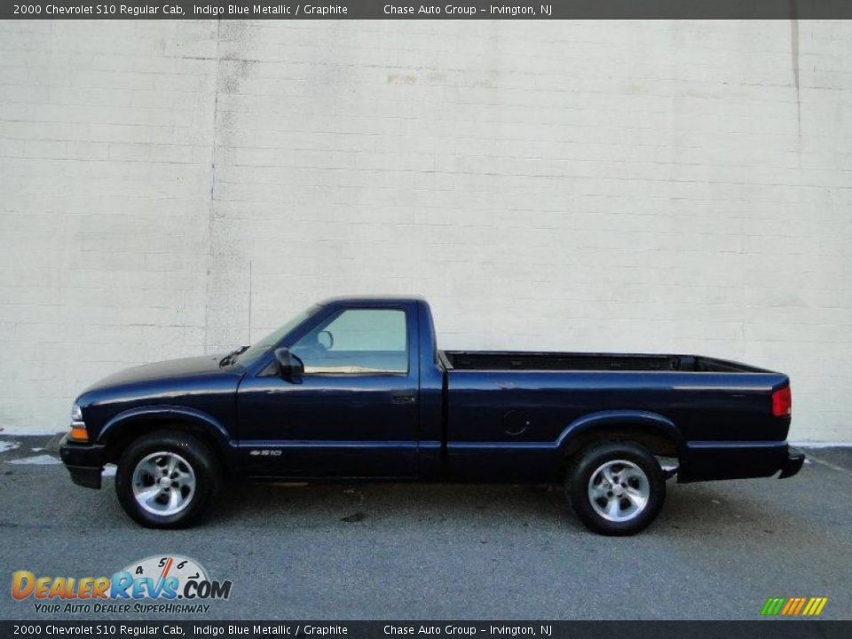 2000 Chevrolet S10 Regular Cab Indigo Blue Metallic / Graphite Photo #2
