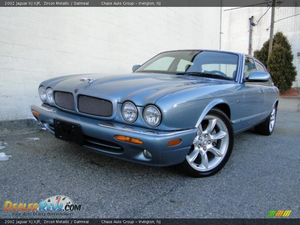 2002 Jaguar XJ XJR Zircon Metallic / Oatmeal Photo #1
