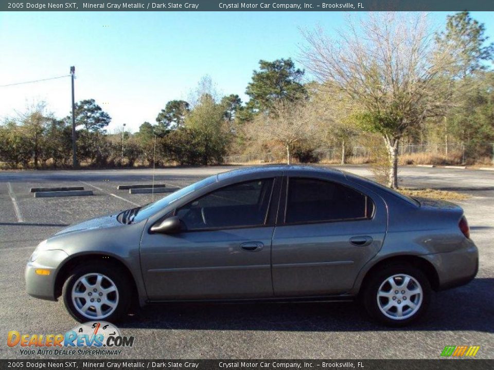 2005 Dodge Neon SXT Mineral Gray Metallic / Dark Slate Gray Photo #2