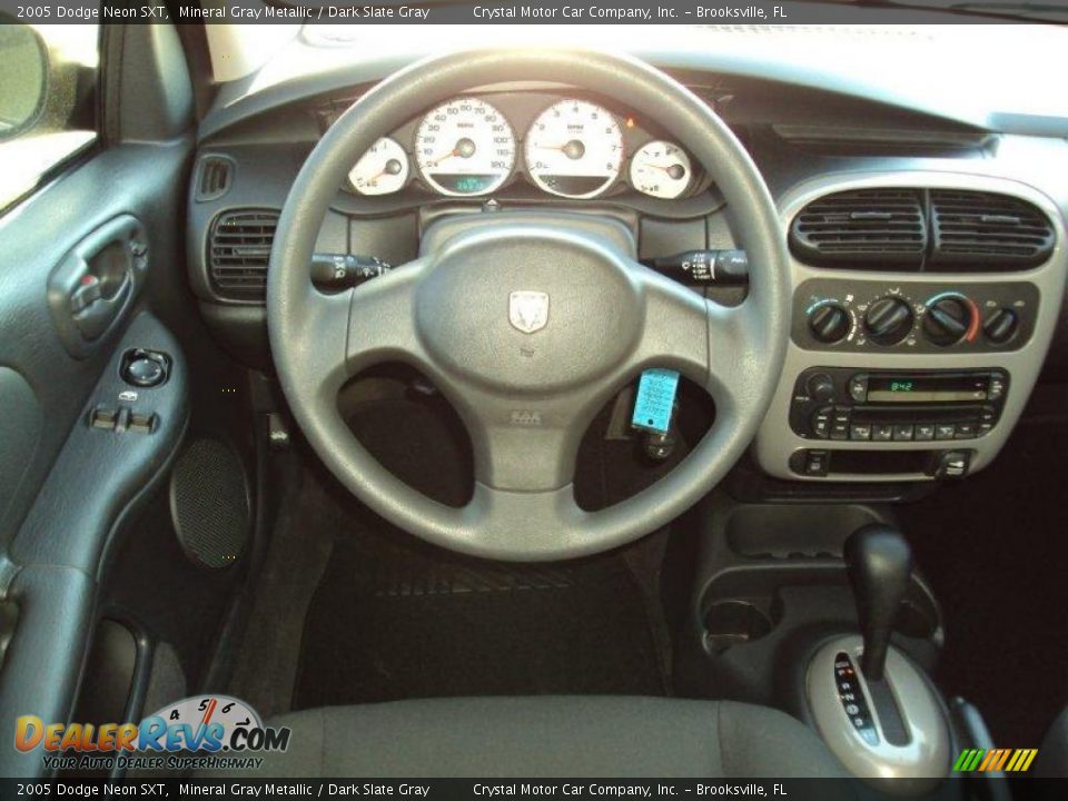2005 Dodge Neon SXT Mineral Gray Metallic / Dark Slate Gray Photo #6