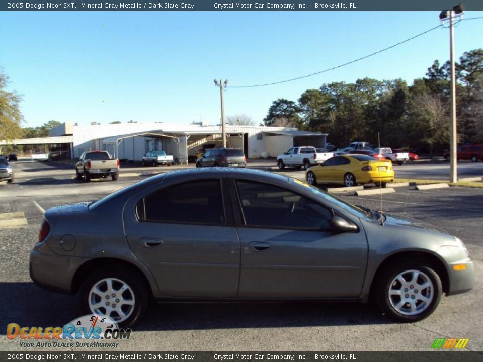 2005 Dodge Neon SXT Mineral Gray Metallic / Dark Slate Gray Photo #9
