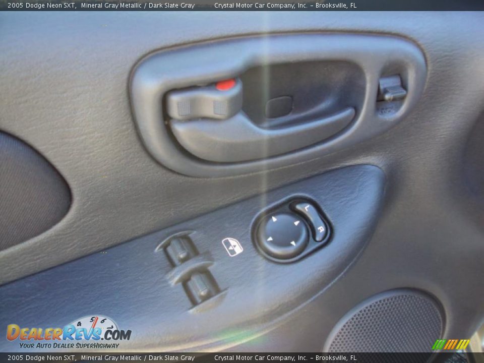 2005 Dodge Neon SXT Mineral Gray Metallic / Dark Slate Gray Photo #17