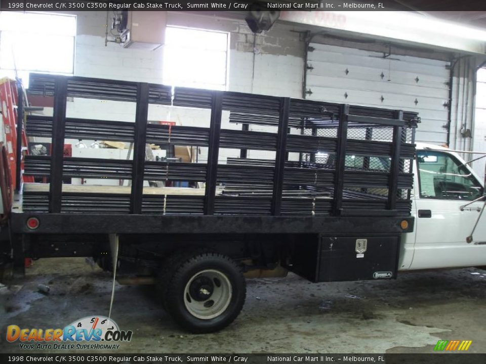 1998 Chevrolet C/K 3500 C3500 Regular Cab Stake Truck Summit White / Gray Photo #2