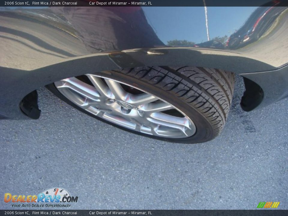 2006 Scion tC Flint Mica / Dark Charcoal Photo #16