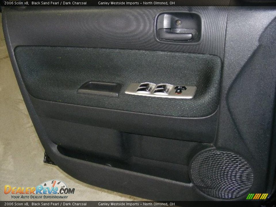 2006 Scion xB Black Sand Pearl / Dark Charcoal Photo #20
