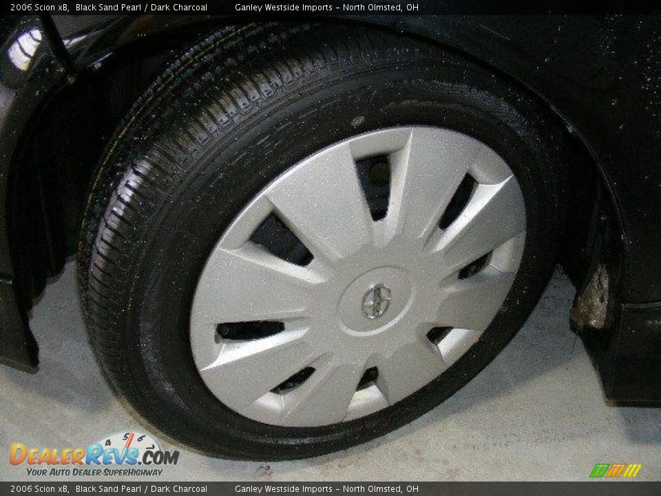 2006 Scion xB Black Sand Pearl / Dark Charcoal Photo #22