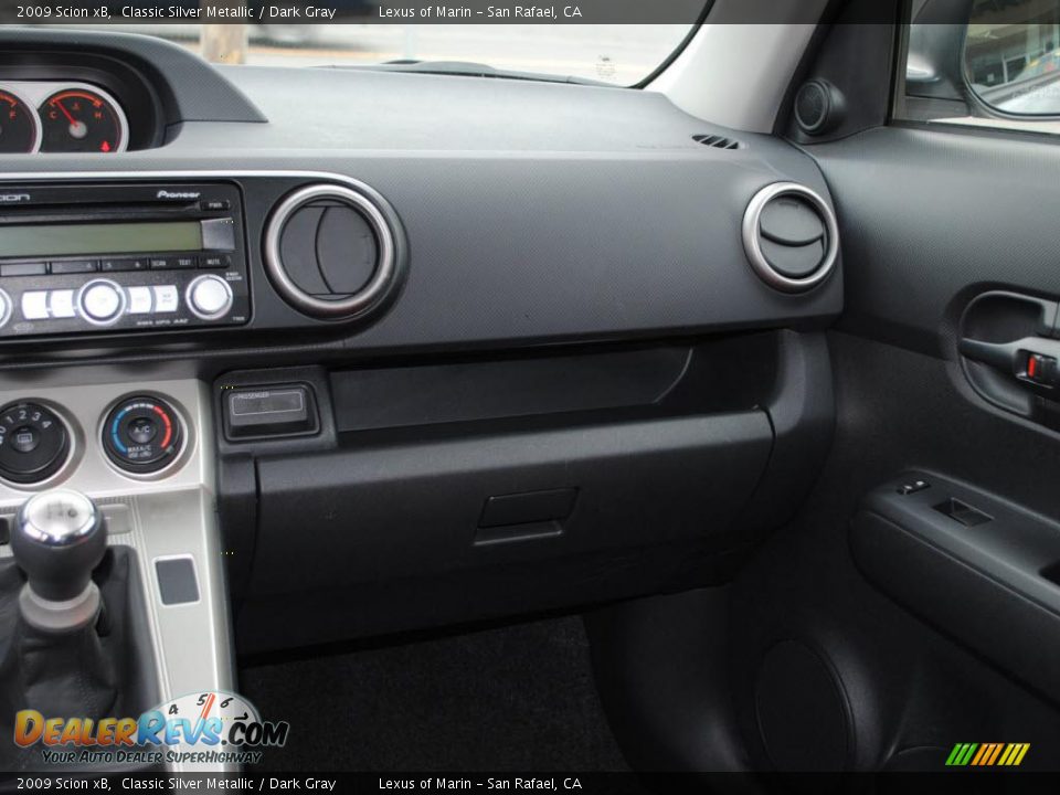 2009 Scion xB Classic Silver Metallic / Dark Gray Photo #13