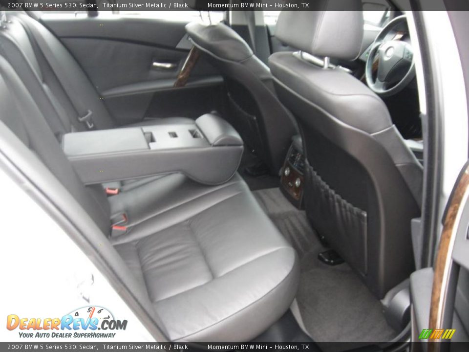 2007 BMW 5 Series 530i Sedan Titanium Silver Metallic / Black Photo #10