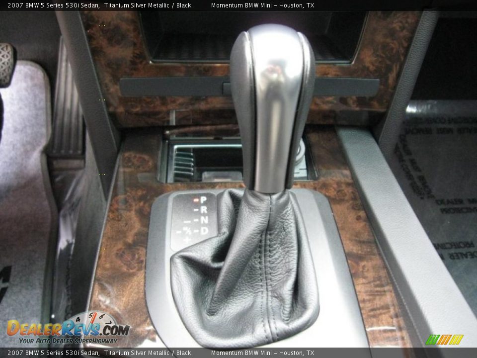 2007 BMW 5 Series 530i Sedan Titanium Silver Metallic / Black Photo #15