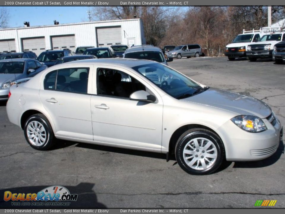2009 Chevrolet Cobalt LT Sedan Gold Mist Metallic / Ebony Photo #4