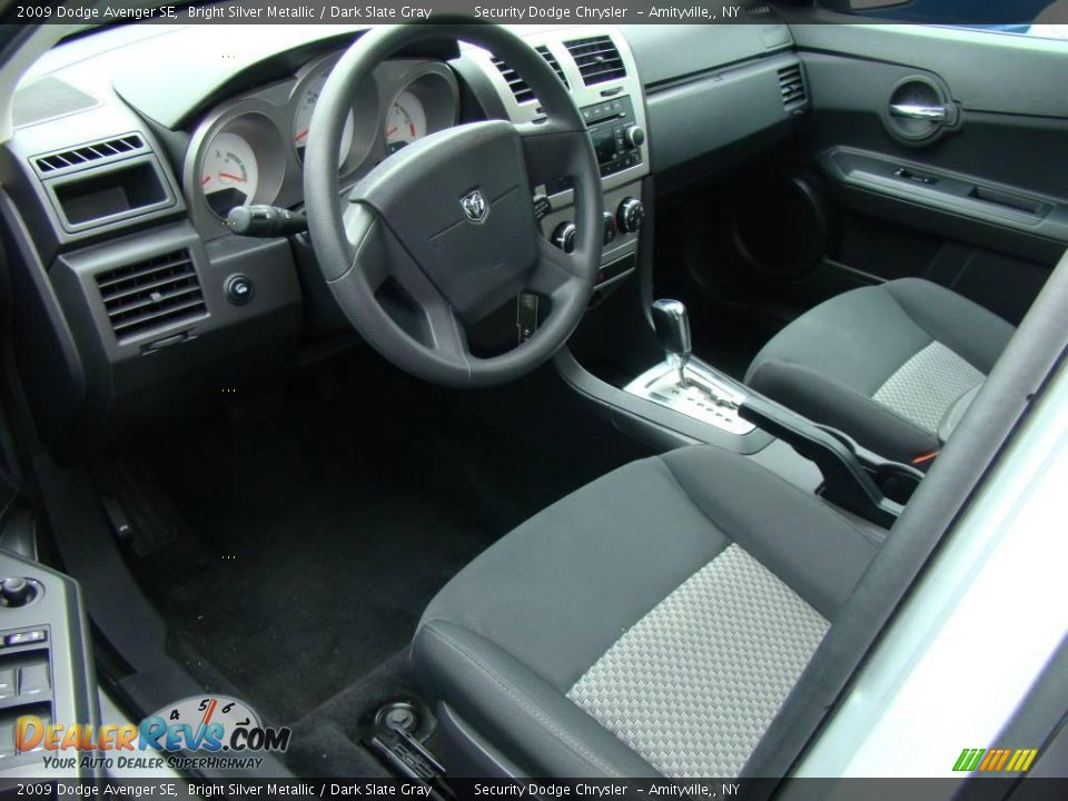 2009 Dodge Avenger SE Bright Silver Metallic / Dark Slate Gray Photo #5