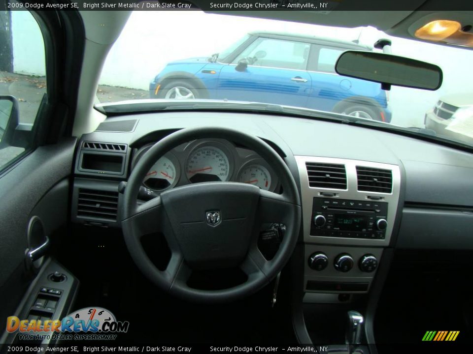 2009 Dodge Avenger SE Bright Silver Metallic / Dark Slate Gray Photo #7