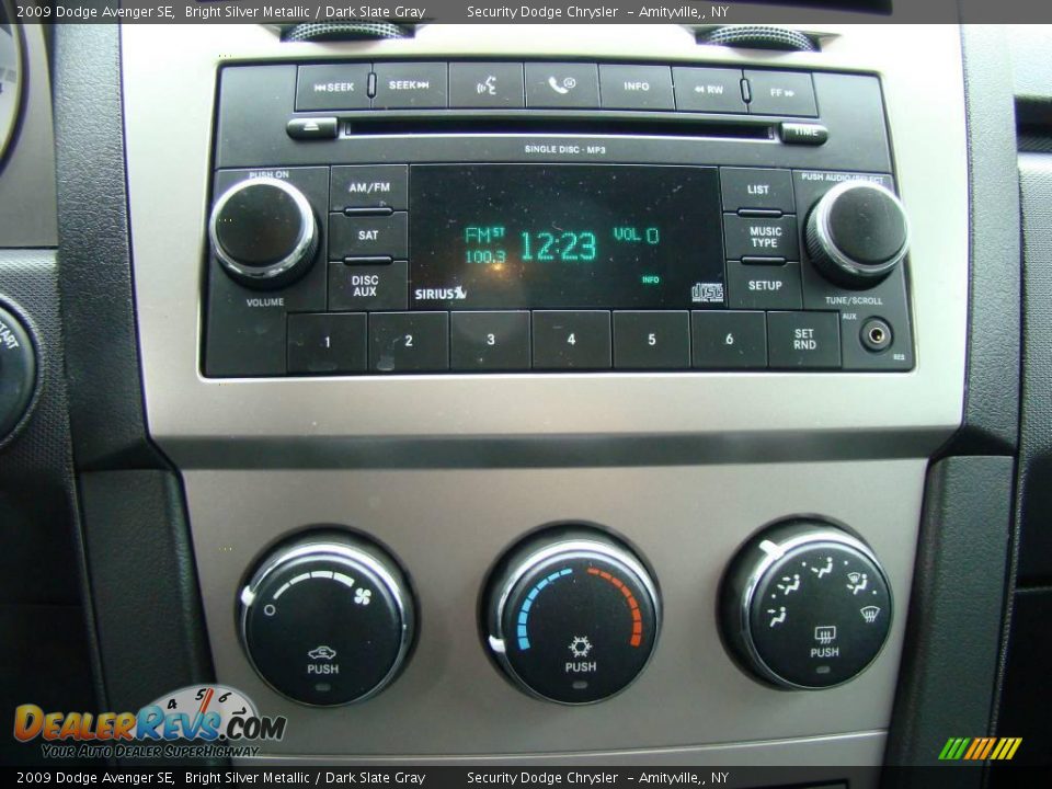 2009 Dodge Avenger SE Bright Silver Metallic / Dark Slate Gray Photo #8